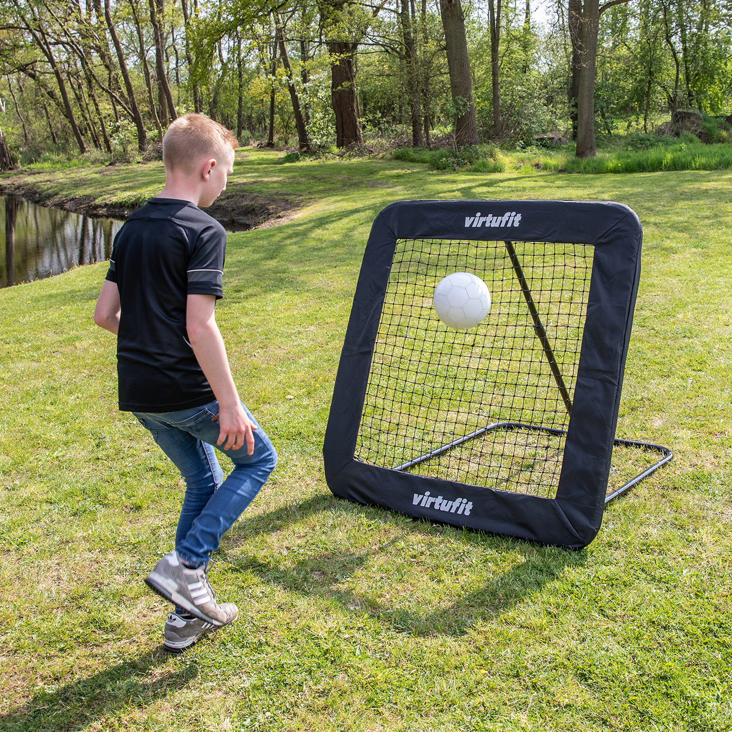 VirtuFit Sammenklappelig Rebounder Pro 124 x 124 cm