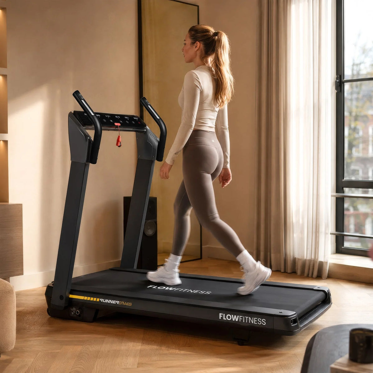 Flow Fitness DTM400i Løbebånd